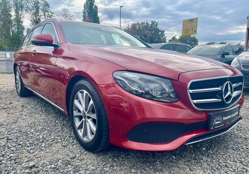 Mercedes-Benz E 300, 2019 3