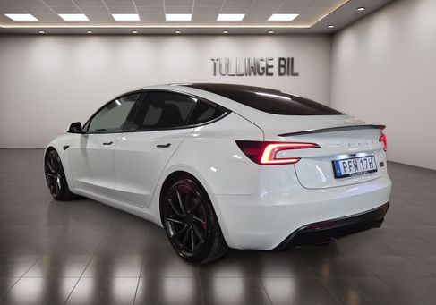 Tesla Model 3, 2024 3