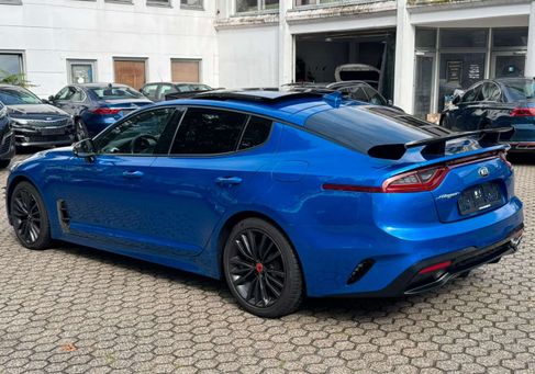 Kia Stinger, 2018 3