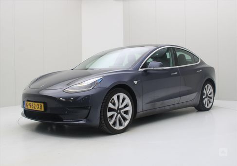 Tesla Model 3, 2019