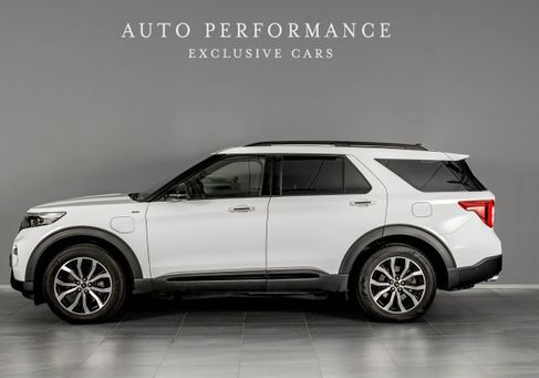 Ford Explorer, 2022