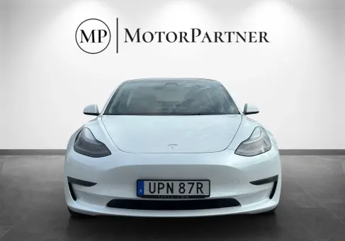 Tesla Model 3, 2022 3