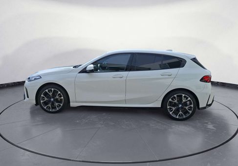 BMW 120, 2025
