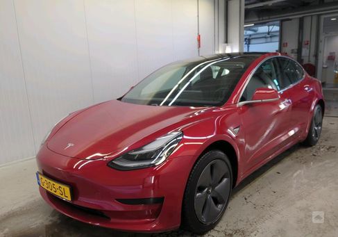 Tesla Model 3, 2019