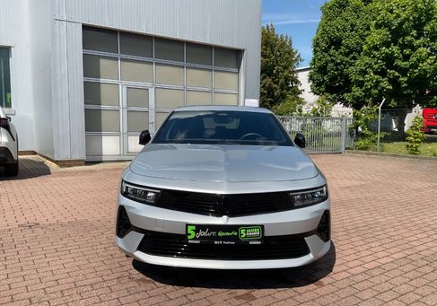 Opel Astra, 2024