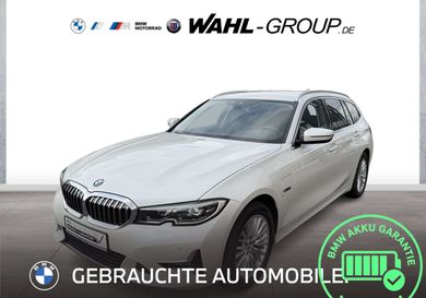 BMW 330, 2020