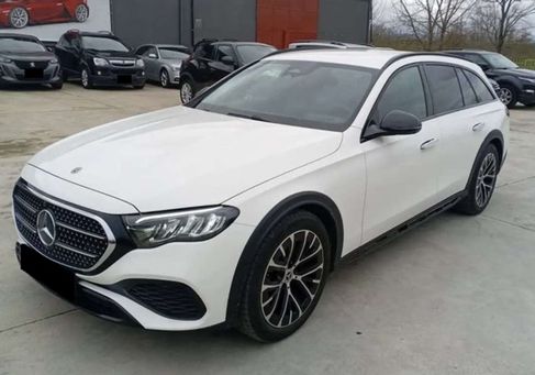 Mercedes-Benz E 300, 2024 2