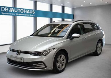 Volkswagen Golf, 2023
