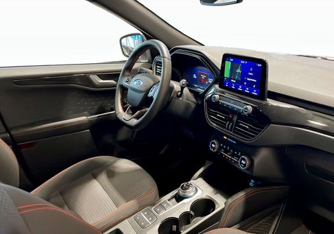 Ford Kuga, 2021