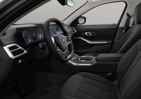 BMW 318, 2024 3