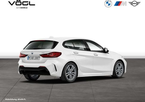 BMW 118, 2023
