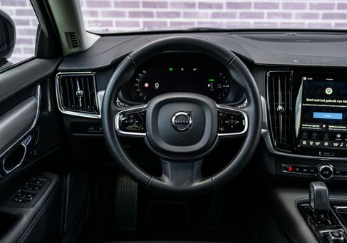 Volvo V90, 2024 3