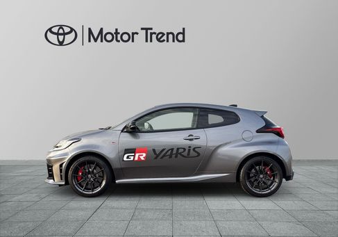 Toyota Yaris, 2024