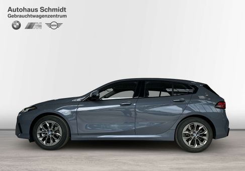BMW 120, 2025