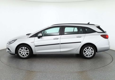 Opel Astra, 2019