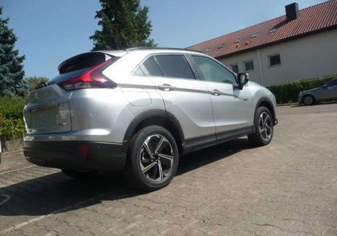Mitsubishi Eclipse Cross, 2025