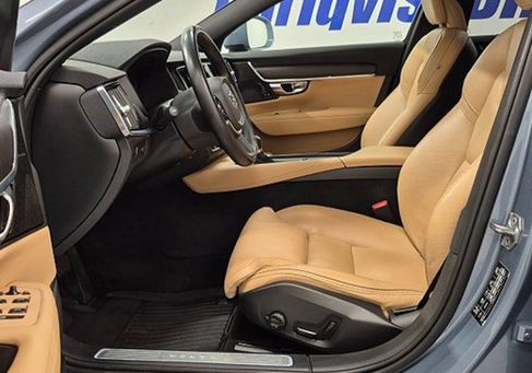 Volvo V90 Cross Country, 2019