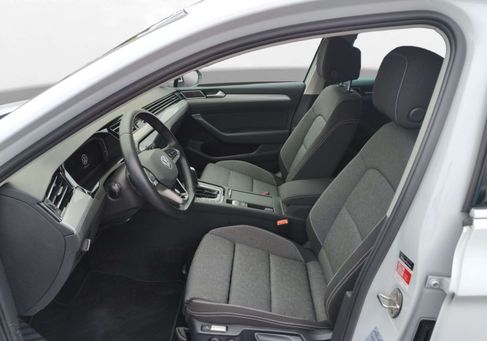 Volkswagen Passat Variant, 2023 2