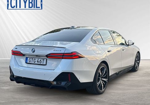 BMW 550, 2024