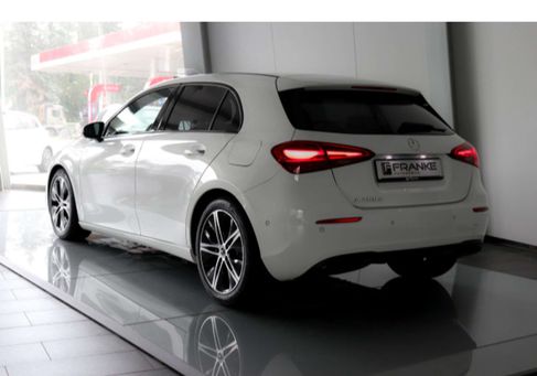 Mercedes-Benz A 200, 2025 3
