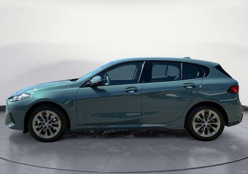 BMW 120, 2025