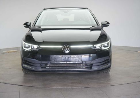Volkswagen Golf, 2023