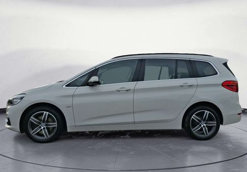 BMW 220, 2018 3