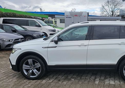 Volkswagen Tiguan, 2022 3