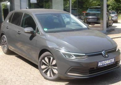 Volkswagen Golf, 2024