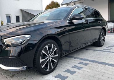 Mercedes-Benz E 300, 2020
