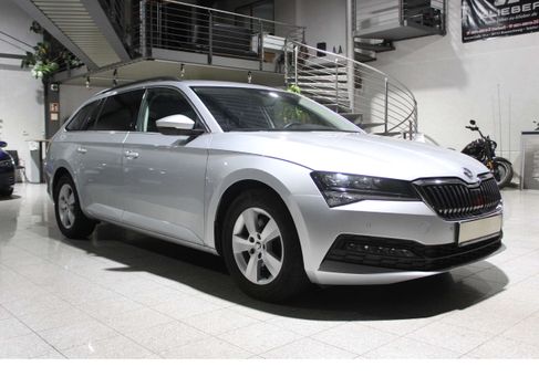 Skoda Superb, 2023