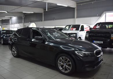 BMW 330, 2021