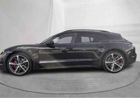 Porsche Taycan, 2022