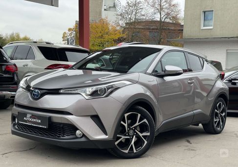 Toyota C-HR, 2019