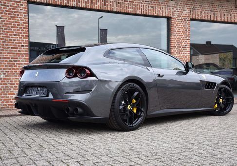 Ferrari GTC4Lusso, 2018