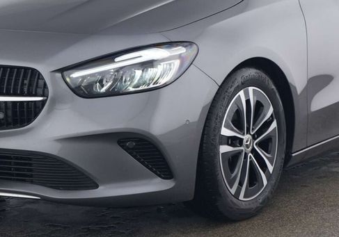 Mercedes-Benz B 200, 2024