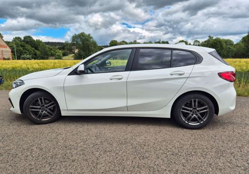 BMW 118, 2022