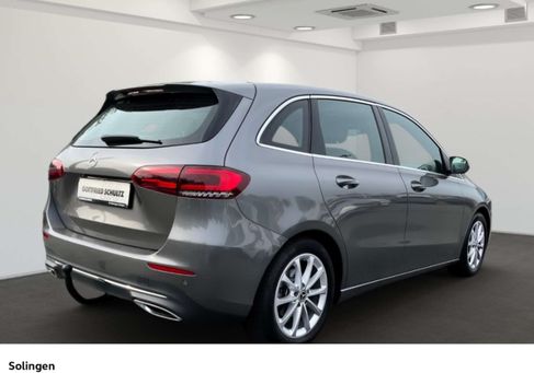 Mercedes-Benz B 180, 2019