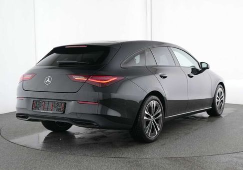Mercedes-Benz CLA 180, 2025