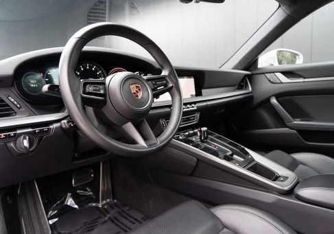 Porsche 992, 2019 3