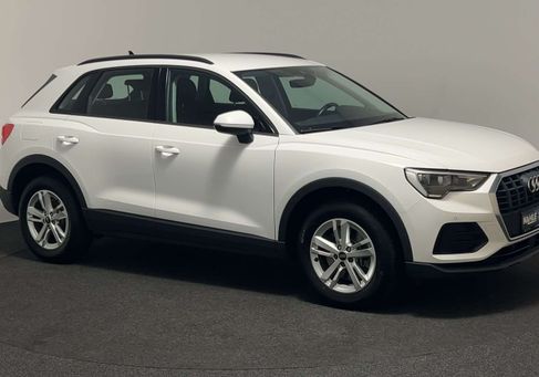 Audi Q3, 2022