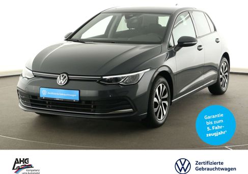 Volkswagen Golf, 2022