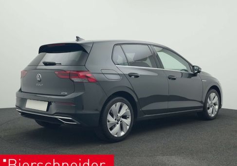Volkswagen Golf, 2024 3