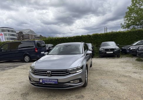 Volkswagen Passat Variant, 2022