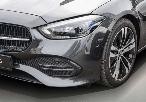 Mercedes-Benz C 220, 2023 3