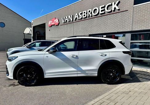 Volkswagen Tiguan, 2024 3
