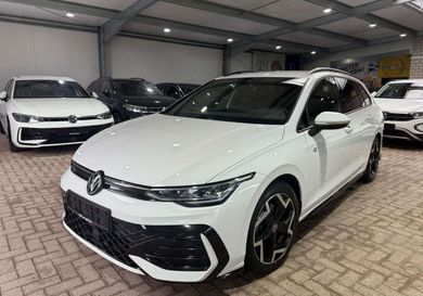 Volkswagen Golf, 2025