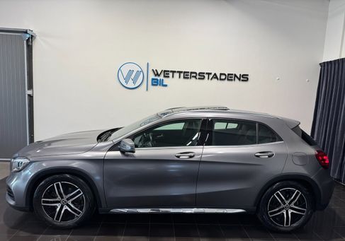 Mercedes-Benz GLA 220, 2018