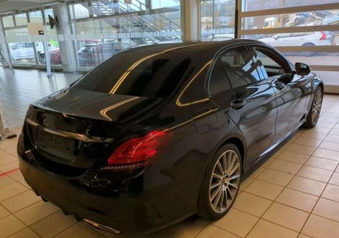Mercedes-Benz C 300, 2021