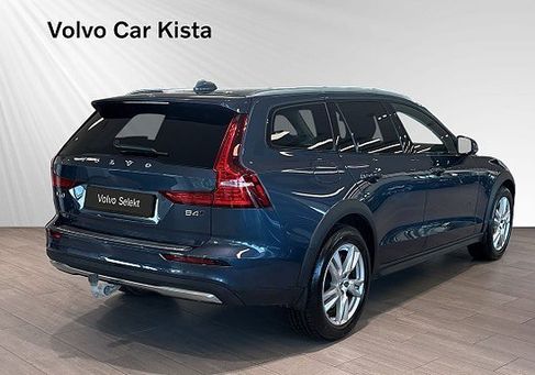 Volvo V60 Cross Country, 2023